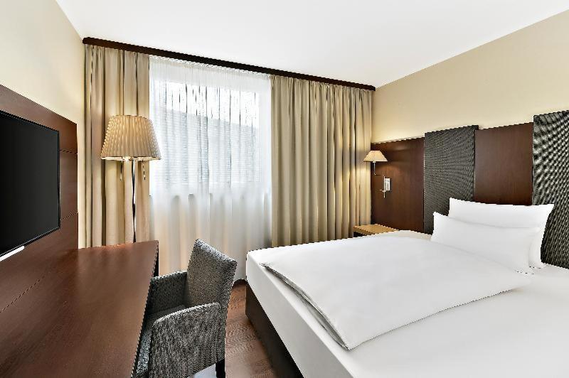 Nh Stuttgart Airport Hotel Filderstadt Szoba fotó