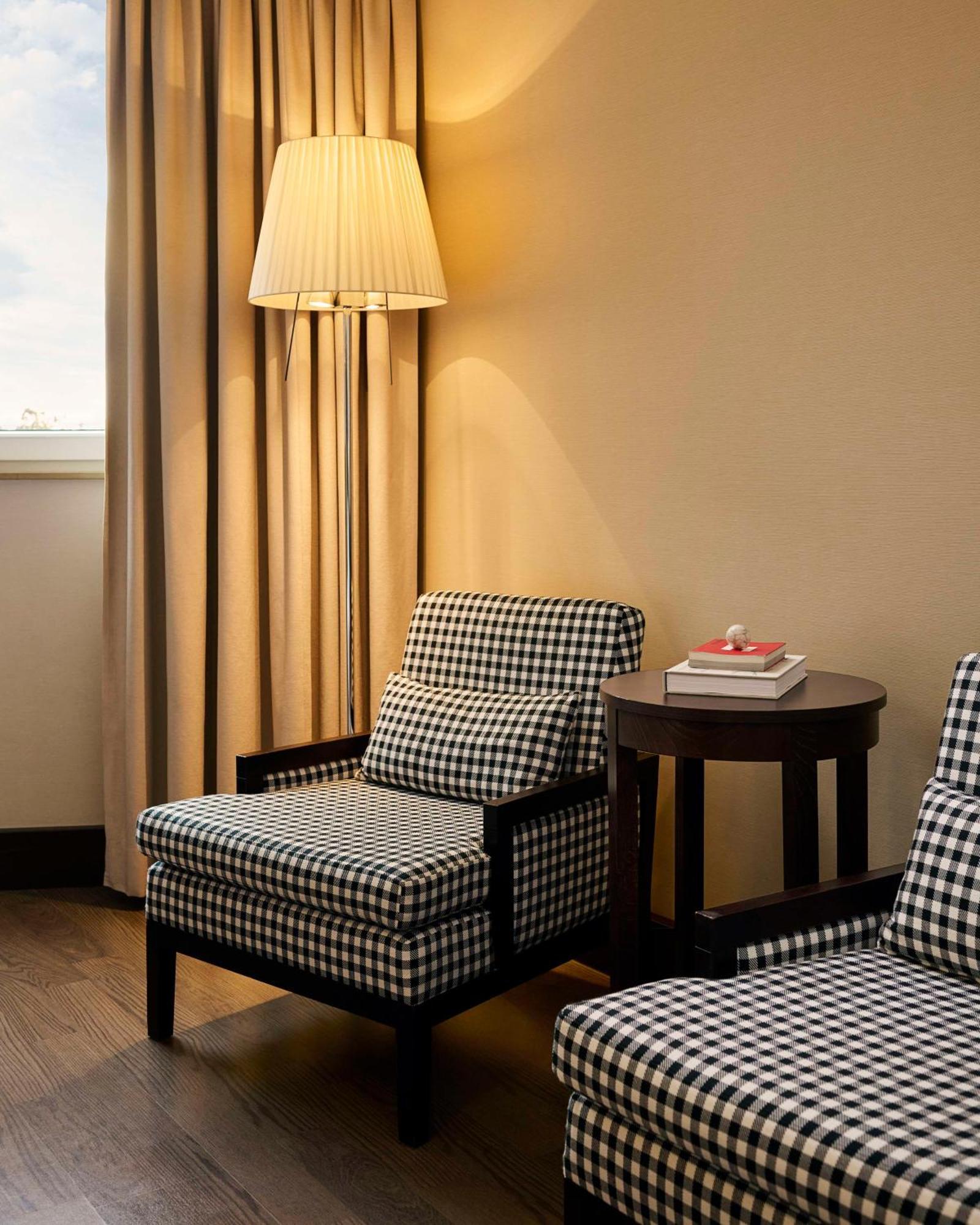 Nh Stuttgart Airport Hotel Filderstadt Kültér fotó